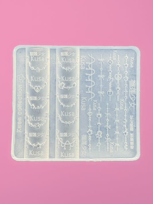 Medium Decadent Nail Charm Mold ￼